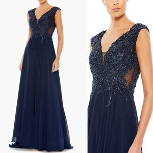Mac Duggal | Navy Appliqué Cap Sleeve Flowy Empire Waist Gown